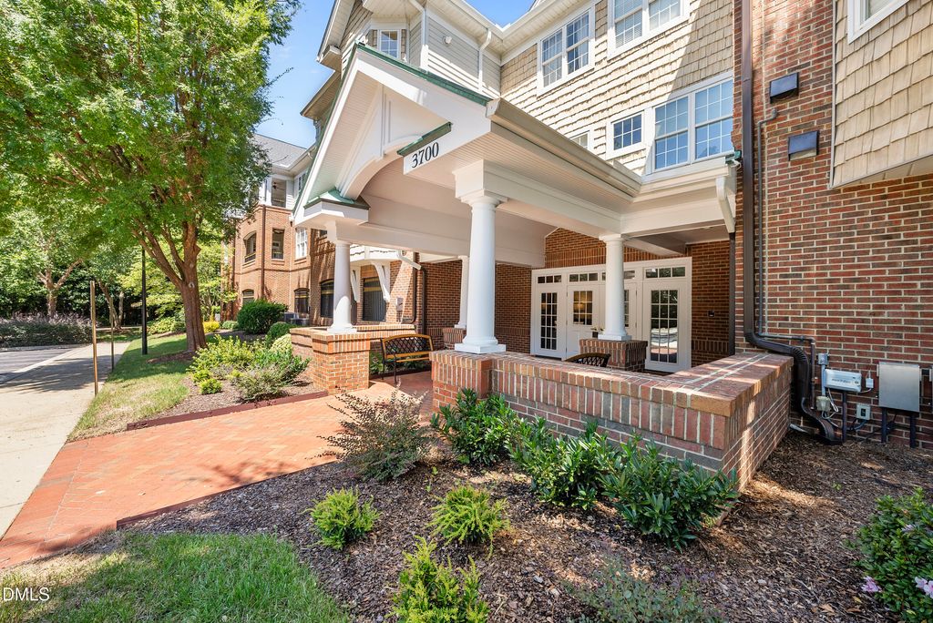 3700 Baron Cooper Pass 204, Raleigh, NC 27612