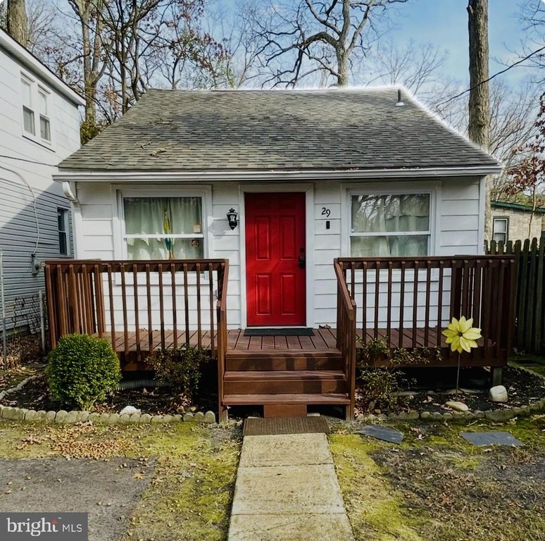 29 POINT BREEZE AVE, Clementon, NJ 08021