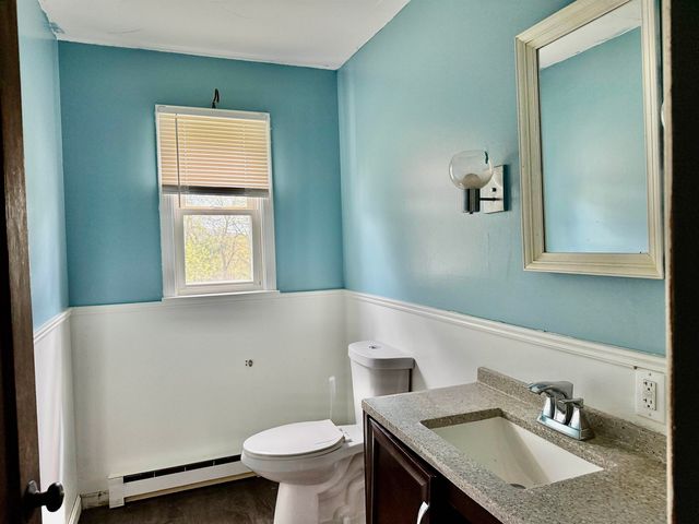 128 Roberts Hill Road, Claremont, NH 03743