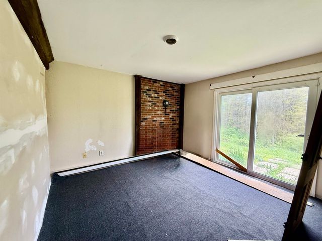 128 Roberts Hill Road, Claremont, NH 03743