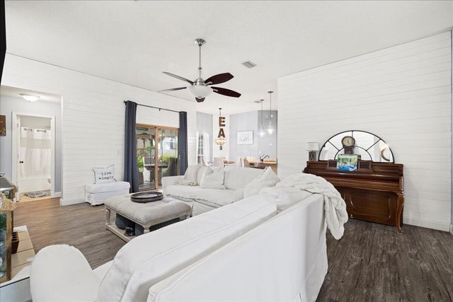329 Sailfish Circle, Destin, FL 32541