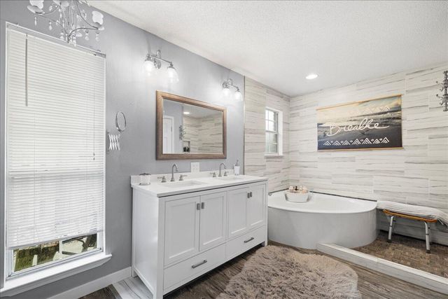 329 Sailfish Circle, Destin, FL 32541