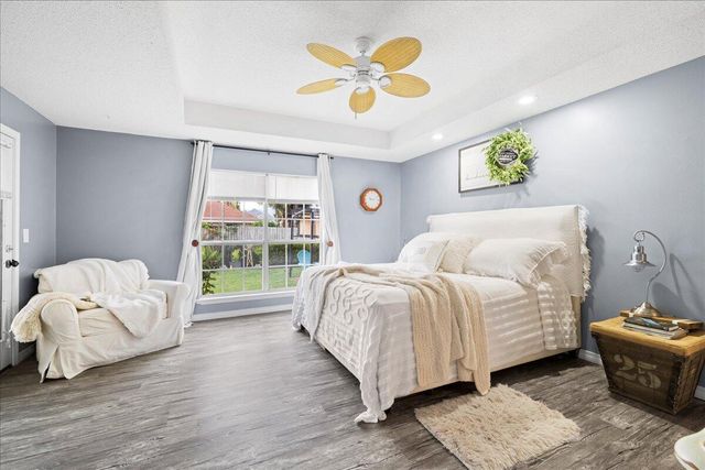 329 Sailfish Circle, Destin, FL 32541