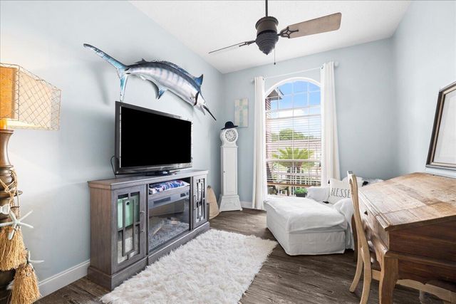 329 Sailfish Circle, Destin, FL 32541