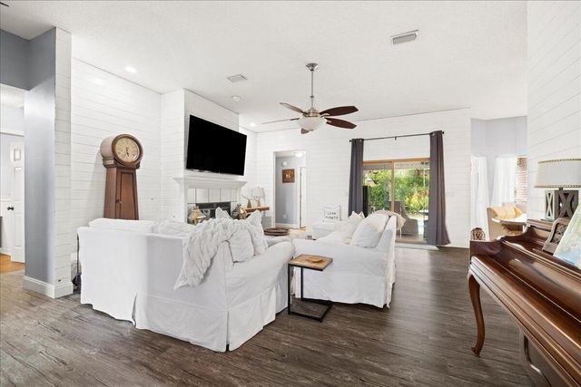 329 Sailfish Circle, Destin, FL 32541