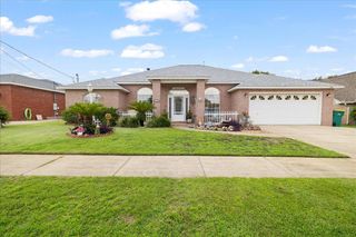 329 Sailfish Circle, Destin, FL 32541