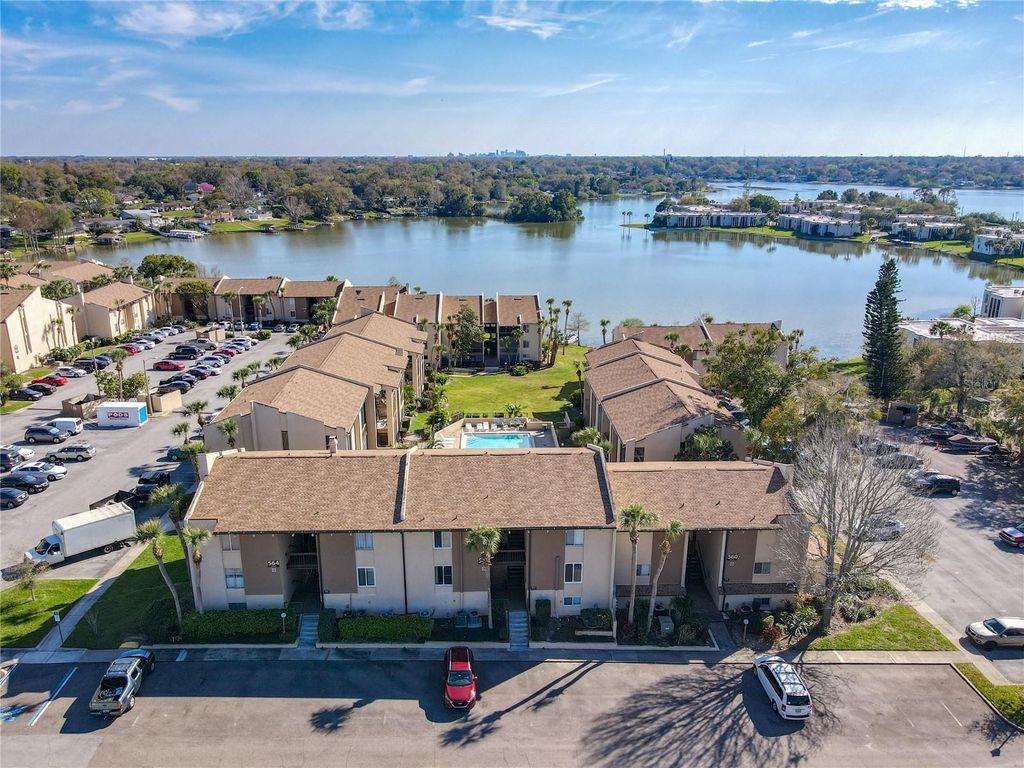 562 ORANGE DRIVE 33, Altamonte Springs, FL 32701