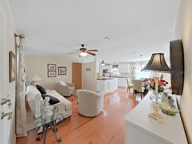 1758 FOX HILL DR, Lakeland, FL 33810