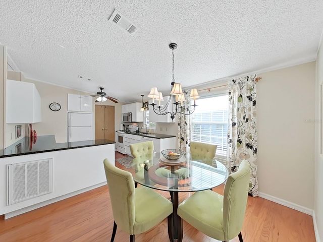 1758 FOX HILL DR, Lakeland, FL 33810