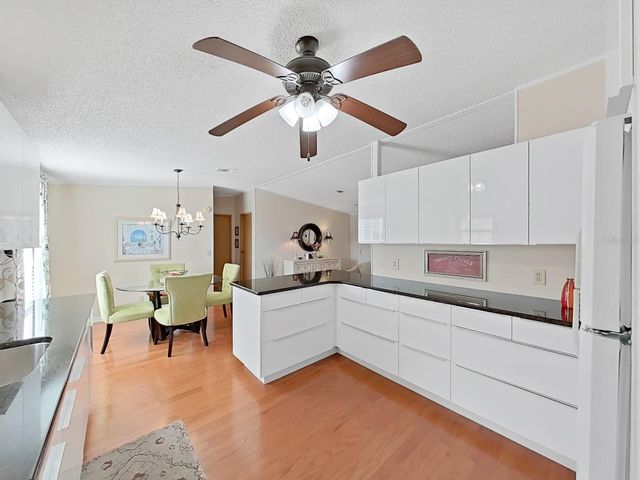 1758 FOX HILL DR, Lakeland, FL 33810