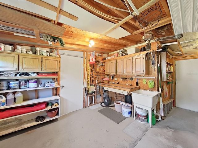 1758 FOX HILL DR, Lakeland, FL 33810