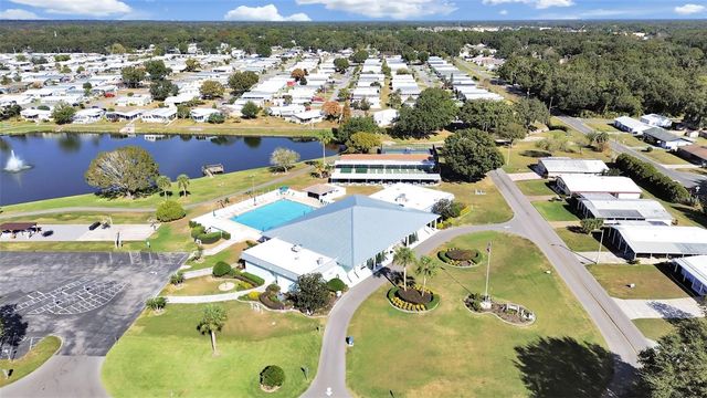 1758 FOX HILL DR, Lakeland, FL 33810