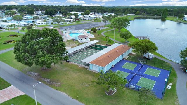 1758 FOX HILL DR, Lakeland, FL 33810