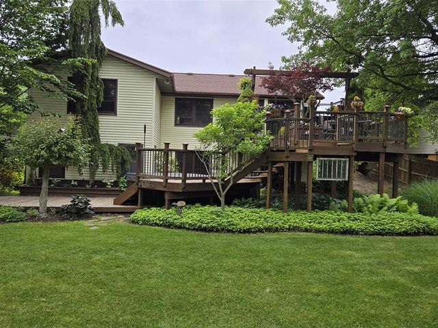 5080 Rum Creek Court, Grand Rapids, MI 49508
