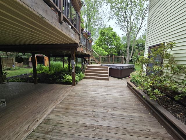 5080 Rum Creek Court, Grand Rapids, MI 49508