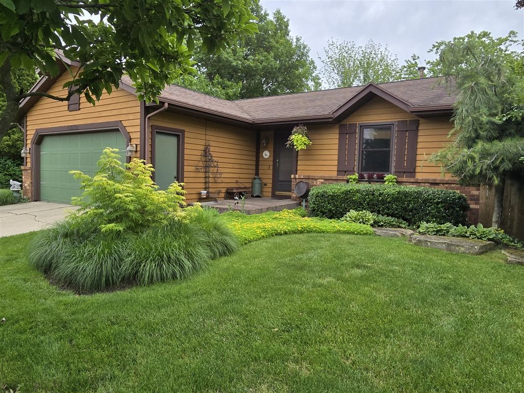 5080 Rum Creek Court, Grand Rapids, MI 49508