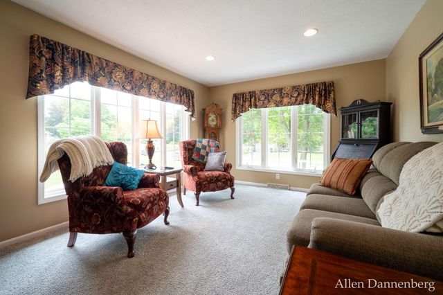 10497 Beechnut Lane, Holland Twp, MI 49464
