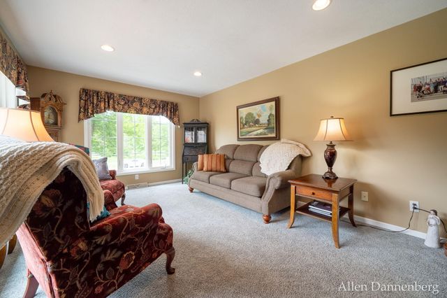 10497 Beechnut Lane, Holland Twp, MI 49464