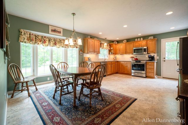 10497 Beechnut Lane, Holland Twp, MI 49464