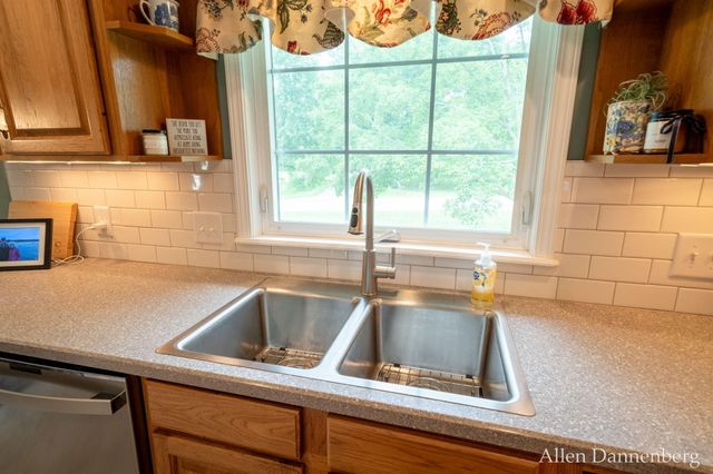 10497 Beechnut Lane, Holland Twp, MI 49464
