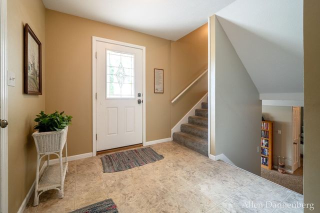 10497 Beechnut Lane, Holland Twp, MI 49464