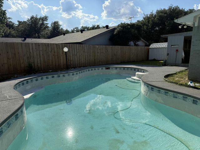 306 Ivy Way, Garland, TX 75043