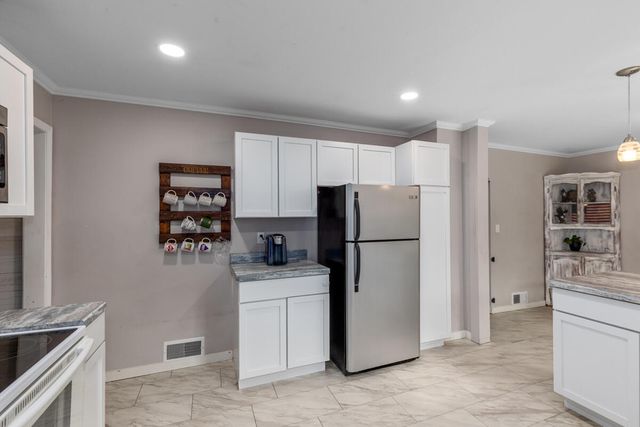 41 Kellogg Street, Battle Creek, MI 49037