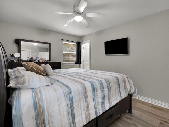 6708 Wagonet Road, Forest Hill, TX 76140