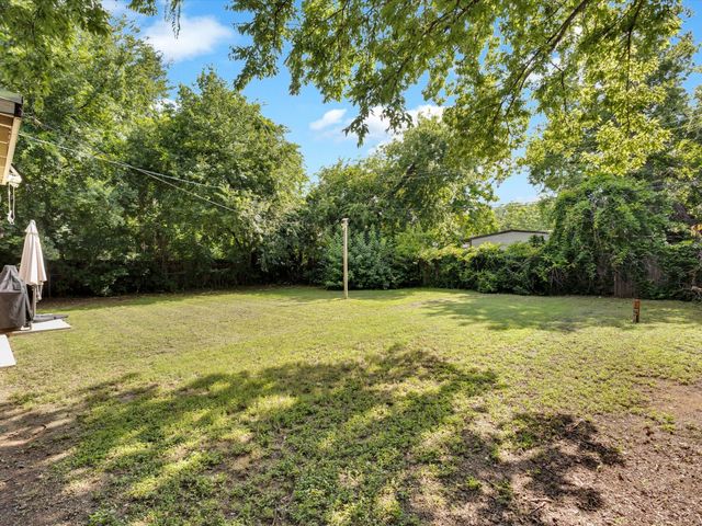 6708 Wagonet Road, Forest Hill, TX 76140