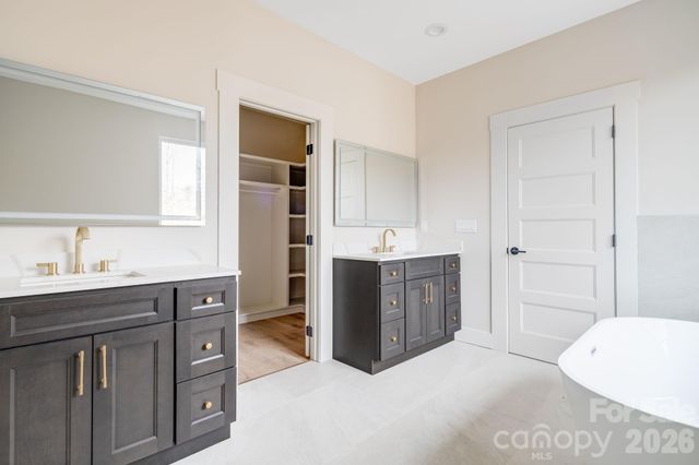 211 Ruby Avenue, Black Mountain, NC 28711