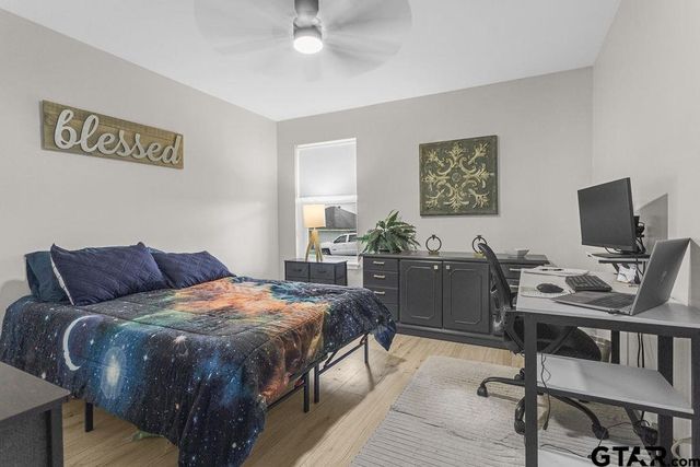 1107 Woodlands Park, Lindale, TX 75771