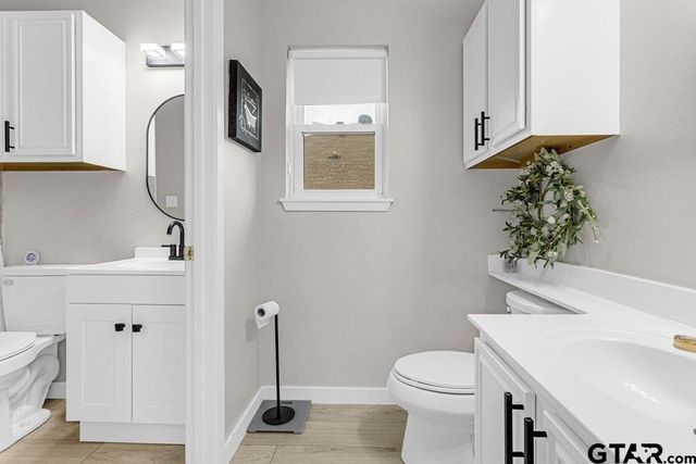 1107 Woodlands Park, Lindale, TX 75771