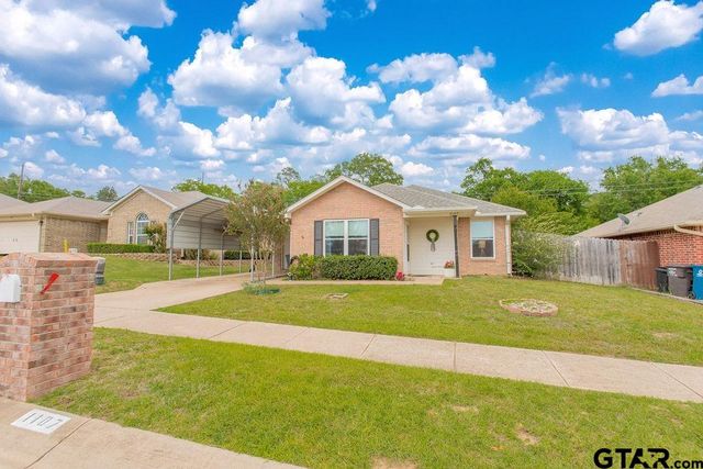 1107 Woodlands Park, Lindale, TX 75771