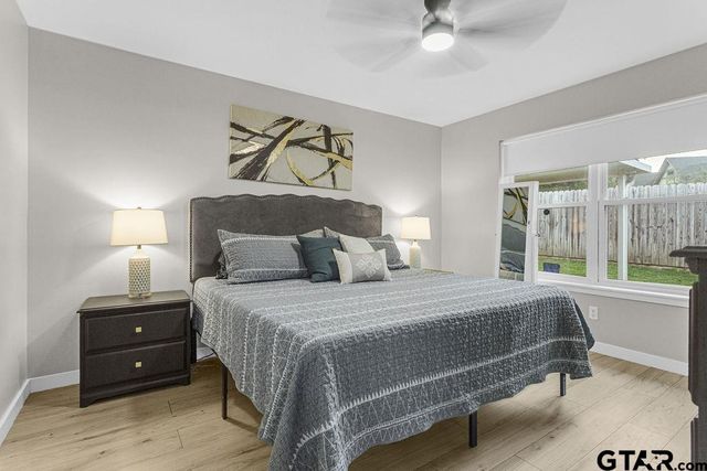 1107 Woodlands Park, Lindale, TX 75771