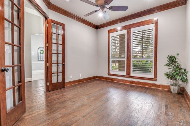 7251 Colwell Drive, Midlothian, TX 76065