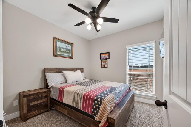 3210 Avenue Q, Santa Fe, TX 77510