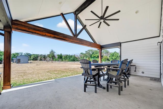 3210 Avenue Q, Santa Fe, TX 77510