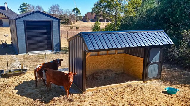 3210 Avenue Q, Santa Fe, TX 77510