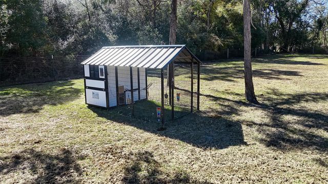 3210 Avenue Q, Santa Fe, TX 77510