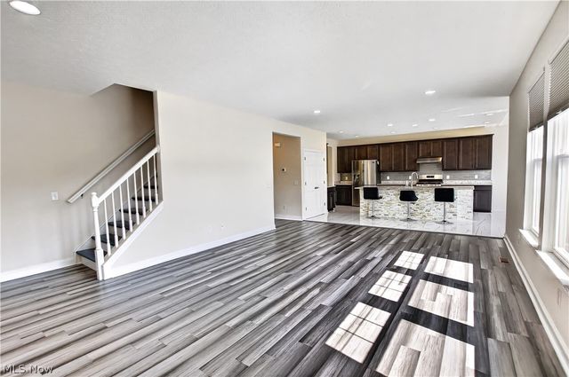2335 Norton Place, Avon, OH 44011