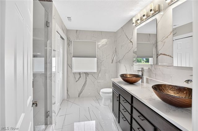 2335 Norton Place, Avon, OH 44011