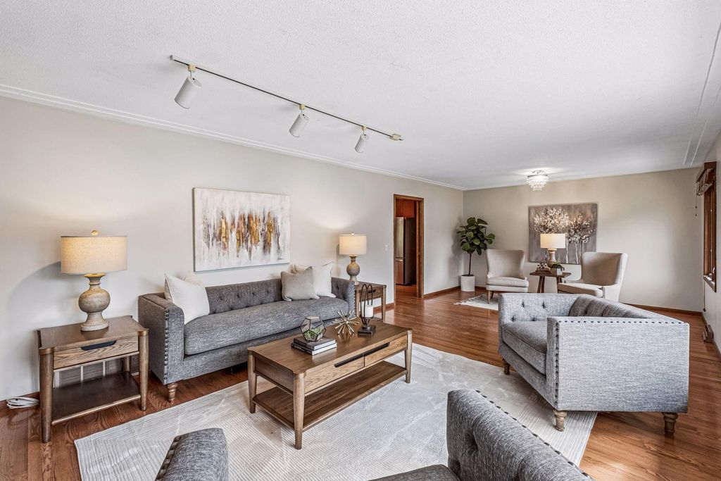 10800 Oak Knoll Terrace N, Minnetonka, MN 55305 — photo 3