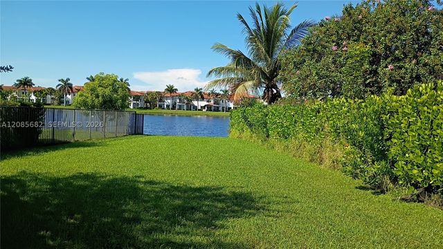 1280 SW 113th Way, Pembroke Pines, FL 33025