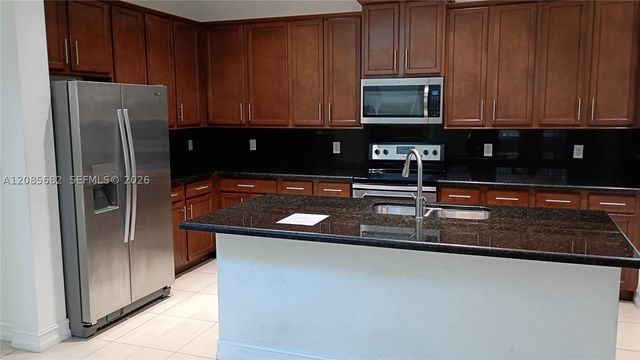 1280 SW 113th Way, Pembroke Pines, FL 33025
