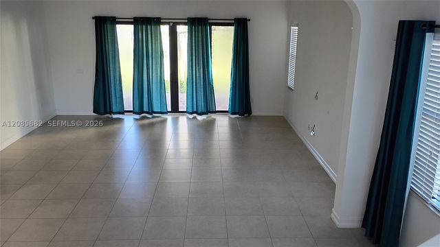 1280 SW 113th Way, Pembroke Pines, FL 33025
