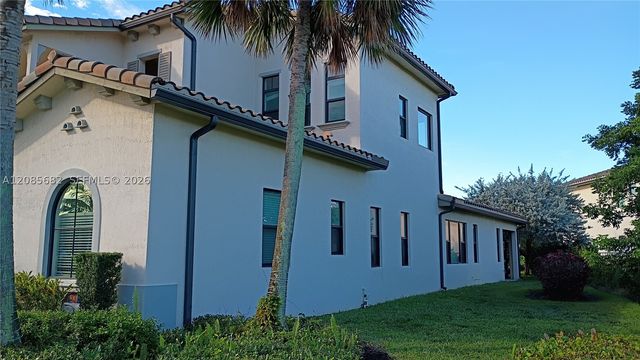 1280 SW 113th Way, Pembroke Pines, FL 33025