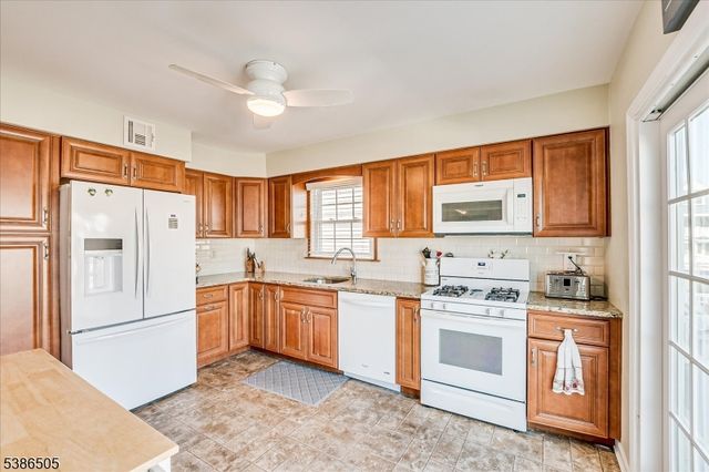 308 Cove Dr, Brick Twp., NJ 08738