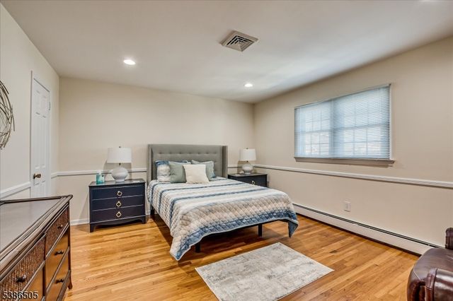 308 Cove Dr, Brick Twp., NJ 08738