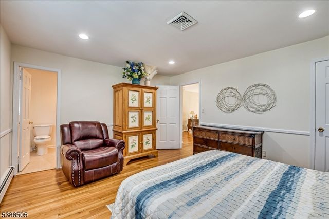 308 Cove Dr, Brick Twp., NJ 08738