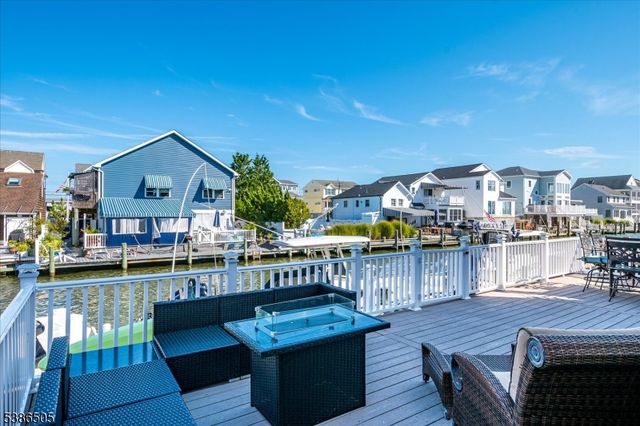 308 Cove Dr, Brick Twp., NJ 08738